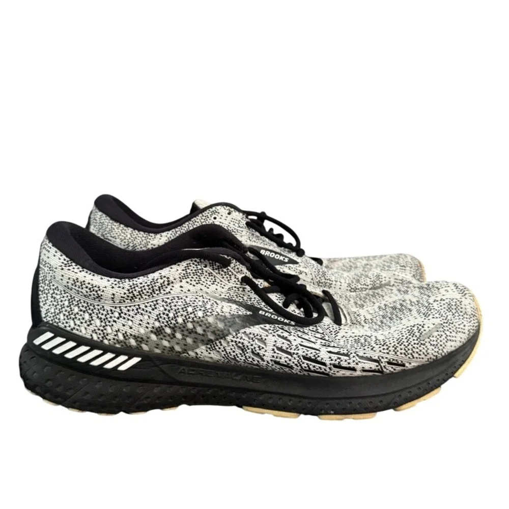 Brooks Adrenaline GTS 21 Mens Running Shoes Black White Knit 1103491D020 Size 14